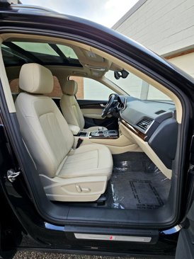 Used 2020 Audi Q5 e Premium w/ Convenience Package image 10