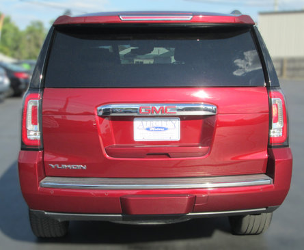 Used 2018 GMC Yukon Denali w/ Denali Ultimate Package image 8
