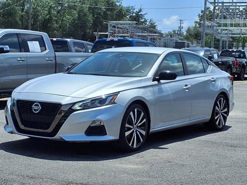 Used 2022 Nissan Altima 2.5 SR image 3