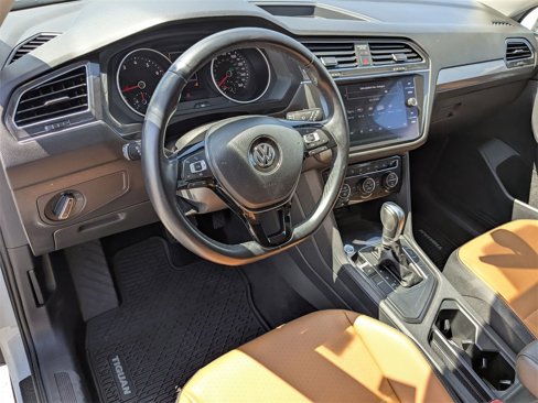 Used 2019 Volkswagen Tiguan S image 10