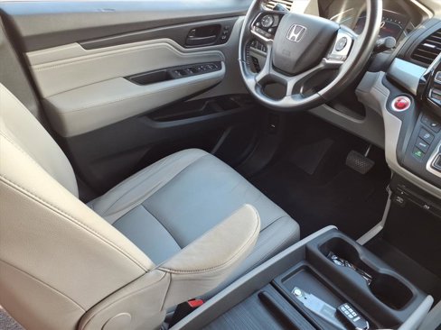 Certified 2018 Honda Odyssey Touring image 16