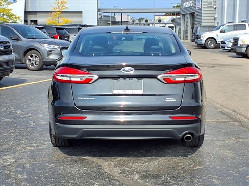 Used 2019 Ford Fusion SEL image 10