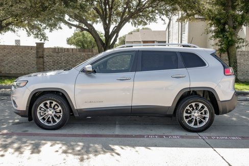 Used 2019 Jeep Cherokee Latitude Plus image 20
