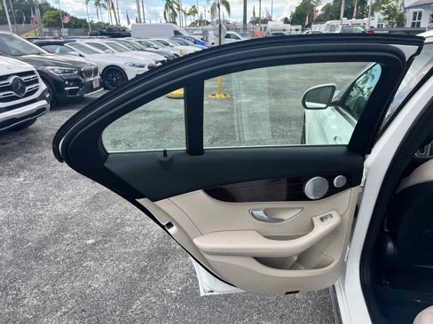 Used 2021 Mercedes-Benz C 300 Sedan image 18