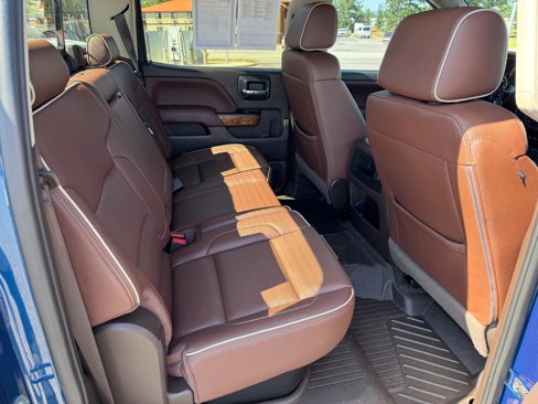 Used 2018 Chevrolet Silverado 1500 High Country image 21