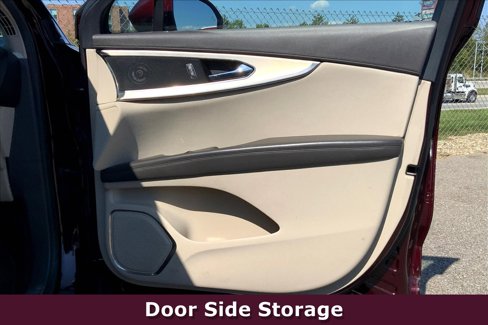 Used 2019 Lincoln Nautilus FWD image 25