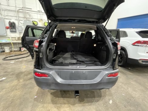 Used 2016 Jeep Cherokee Latitude image 26