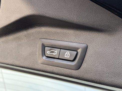 Used 2021 BMW X5 xDrive40i image 18