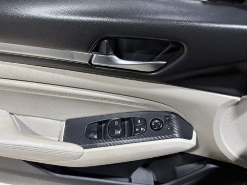 Used 2019 Nissan Altima 2.5 SL image 17