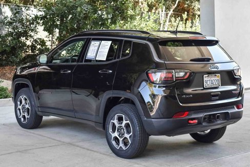 Used 2022 Jeep Compass Trailhawk w/ Trailhawk Elite Group image 4