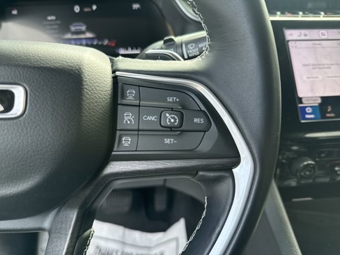 Certified 2021 Jeep Grand Cherokee L Limited image 33