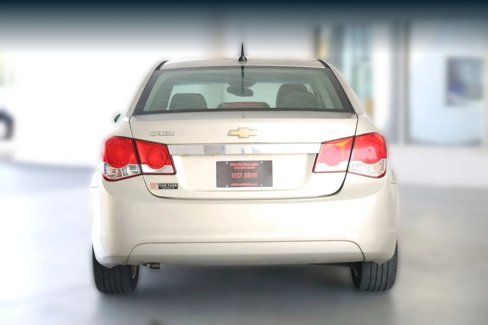 Used 2012 Chevrolet Cruze LT image 4