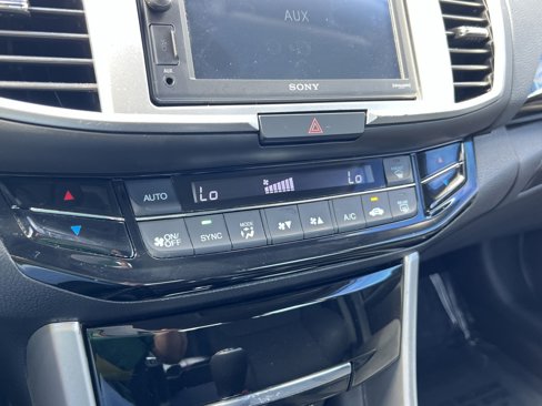 Used 2016 Honda Accord LX image 22