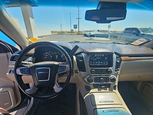 Used 2019 GMC Yukon XL Denali image 21