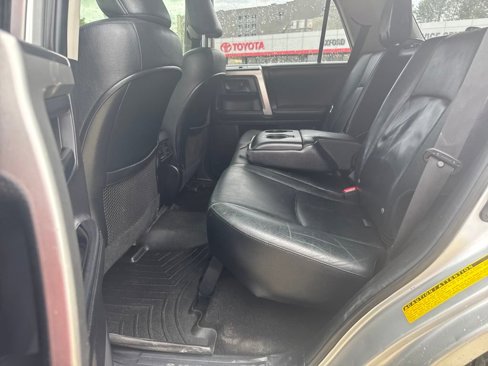 Used 2013 Toyota 4Runner SR5 image 27