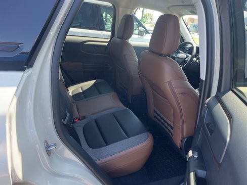 Used 2024 Ford Bronco Sport Outer Banks w/ Tech Package image 8