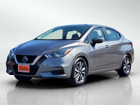 Used 2021 Nissan Versa SV image 9