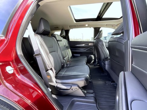 Used 2022 INFINITI QX60 Luxe image 19