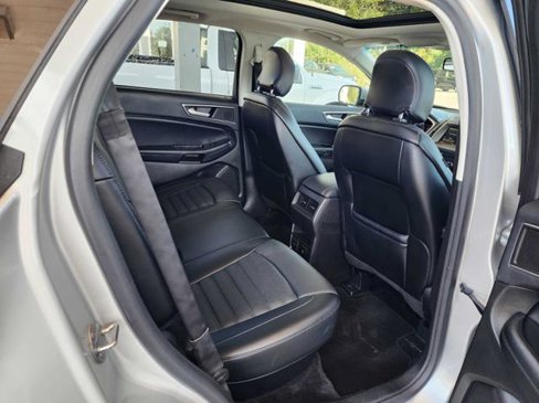Used 2015 Ford Edge SEL w/ Equipment Group 201A image 16