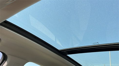 Used 2018 Chevrolet Equinox LT w/ Sun & Infotainment Package image 17