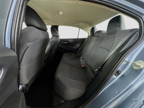 Used 2020 Toyota Corolla LE w/ Carpet Mat Package (TMS) image 23