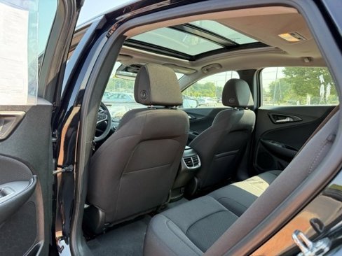 Used 2023 Chevrolet Malibu LT image 15