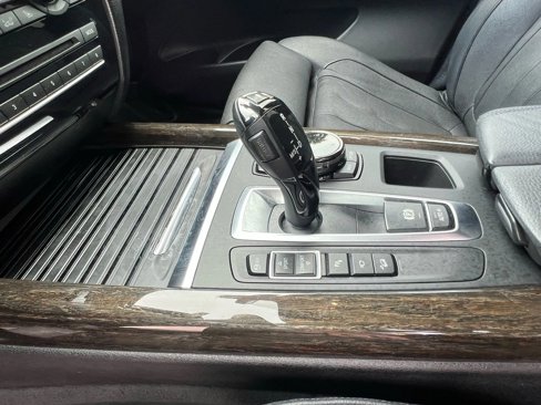 Used 2016 BMW X5 xDrive50i image 18