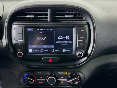 Used 2022 Kia Soul LX image 22
