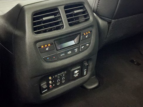 Used 2016 Honda Pilot Elite image 54