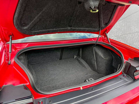 Used 2016 Dodge Challenger SRT Hellcat image 26