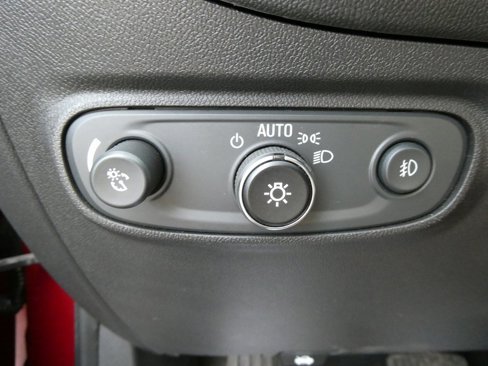 Used 2020 Chevrolet Equinox LT image 23