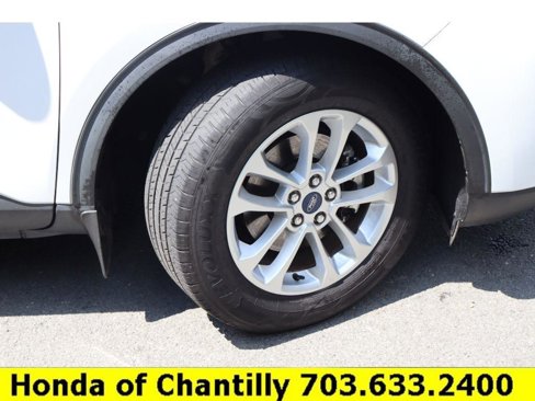 Used 2020 Ford Escape SE image 29