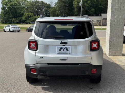 Used 2020 Jeep Renegade Altitude image 10