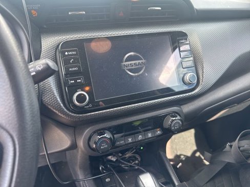 Used 2021 Nissan Kicks SV image 10