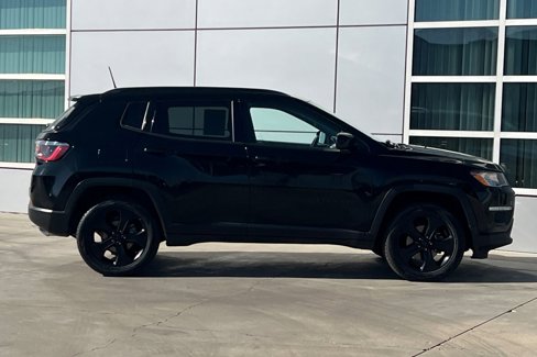 Used 2018 Jeep Compass Latitude w/ Popular Equipment Group image 3