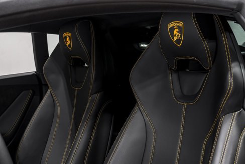 Used 2022 Lamborghini Huracan EVO image 19