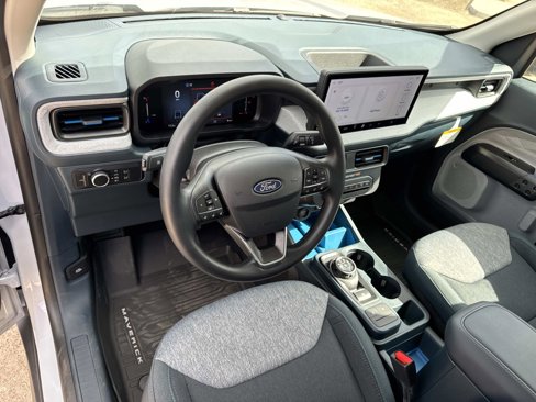 New 2025 Ford Maverick XLT image 9