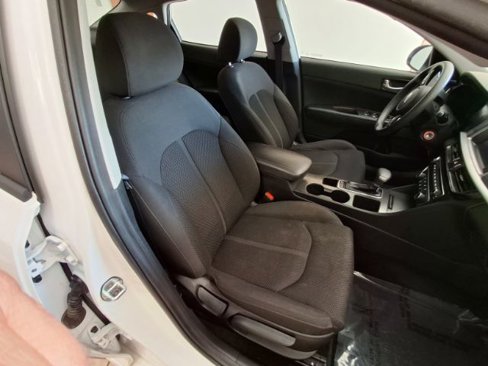 Used 2019 Kia Optima LX image 14