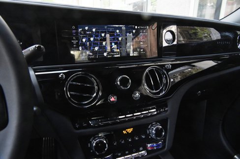 Used 2024 Rolls-Royce Spectre w/ Spectre Launch Package image 15