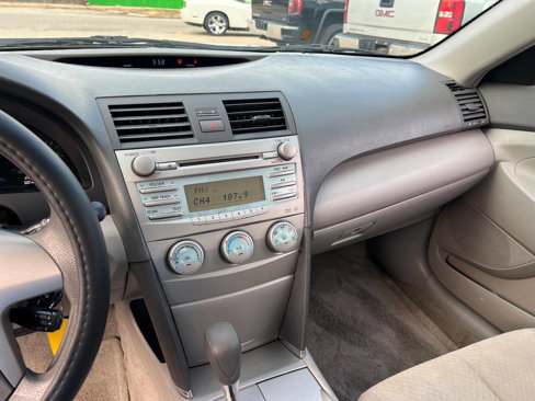 Used 2007 Toyota Camry LE image 11