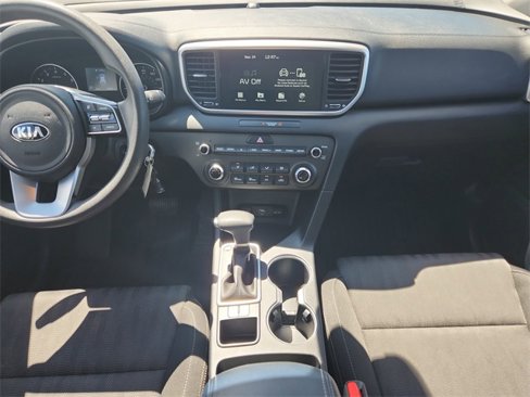 Certified 2022 Kia Sportage LX image 12