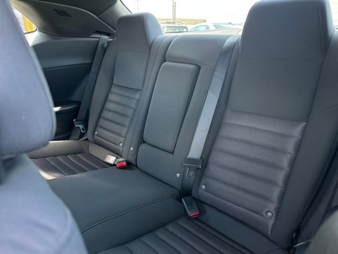 Used 2010 Dodge Challenger SE image 14