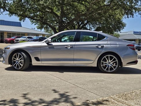 Used 2025 Genesis G70 2.5T image 2