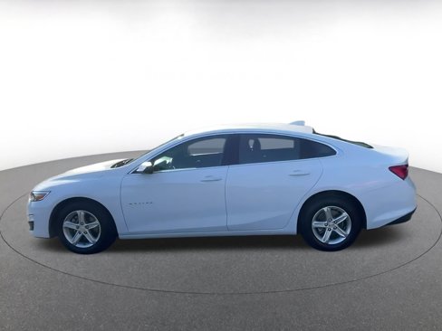 Used 2024 Chevrolet Malibu LT image 9