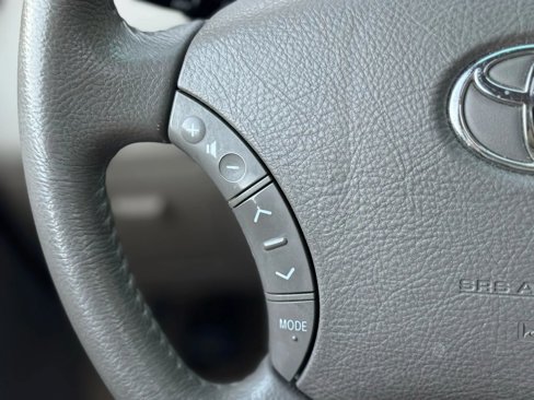 Used 2004 Toyota Highlander 4WD V6 image 26