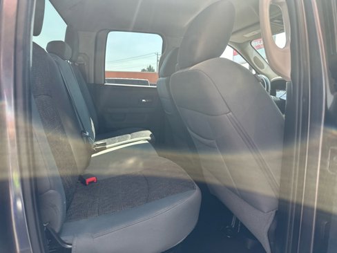 Used 2017 RAM 1500 Big Horn image 5