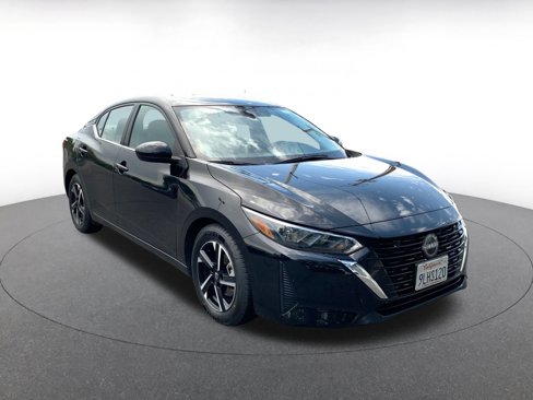 Used 2024 Nissan Sentra SV image 1