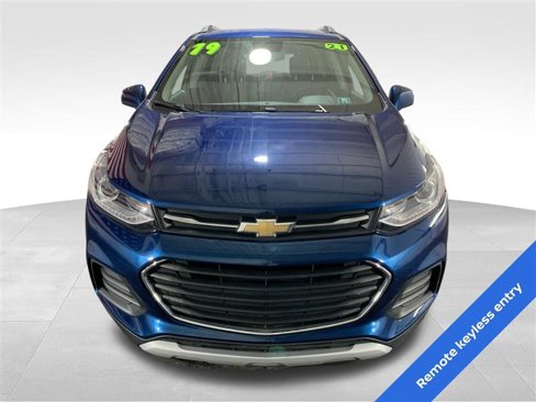 Used 2019 Chevrolet Trax LT image 2