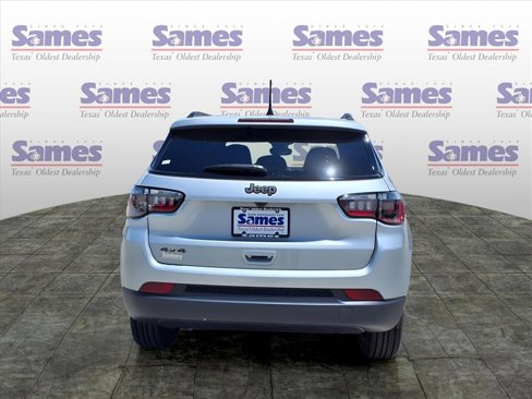 New 2025 Jeep Compass Latitude w/ Altitude Special Edition image 5