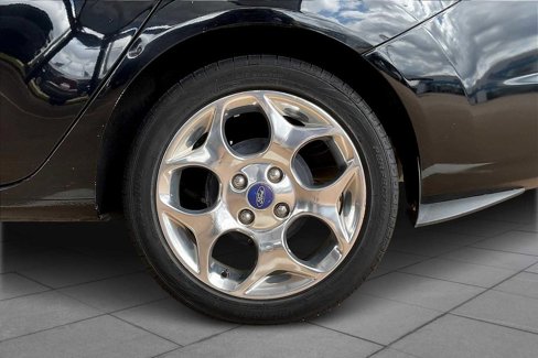 Used 2016 Ford Fiesta S image 11